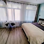Appartement Atypique Clair Et Spacieux Avec Jardin