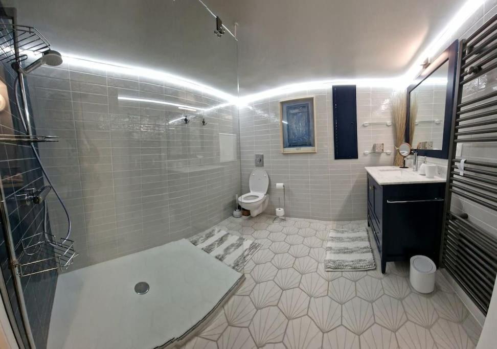 Atypique Clair Et Spacieux Avec Jardin Vakantiehuis *